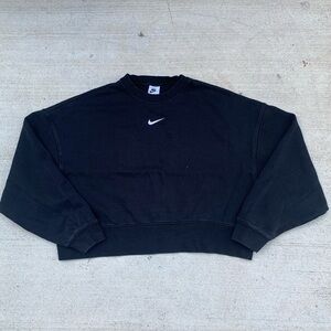 Y2K Nike Crop Crewneck Black